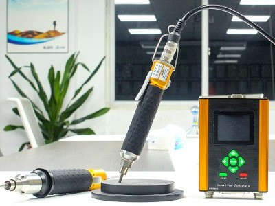 伺服電批加上機(jī)器人視覺，究竟是什么效果？-堅(jiān)豐股份